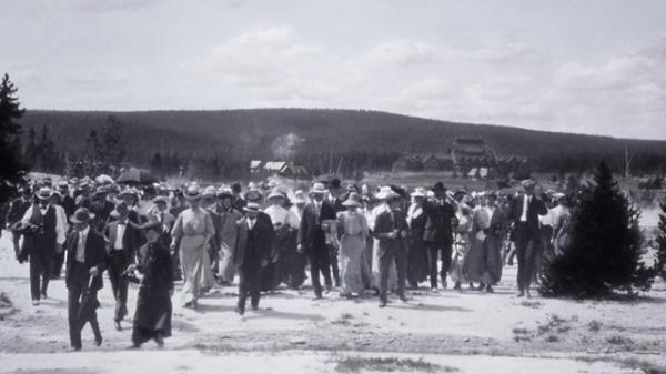 Image for event: Virtual: History of Yellowstone National Park